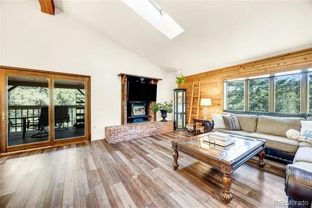 545 Tenderfoot Drive Larkspur, CO 80118