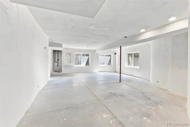 1821 S Ingalls Court Denver, CO 80232
