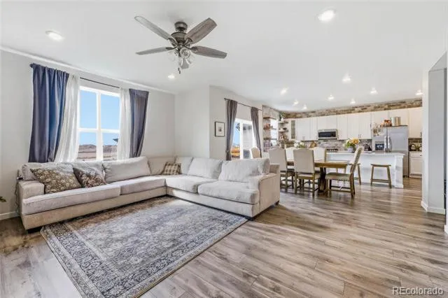 46545 Sunrise Court Bennett, CO 80102
