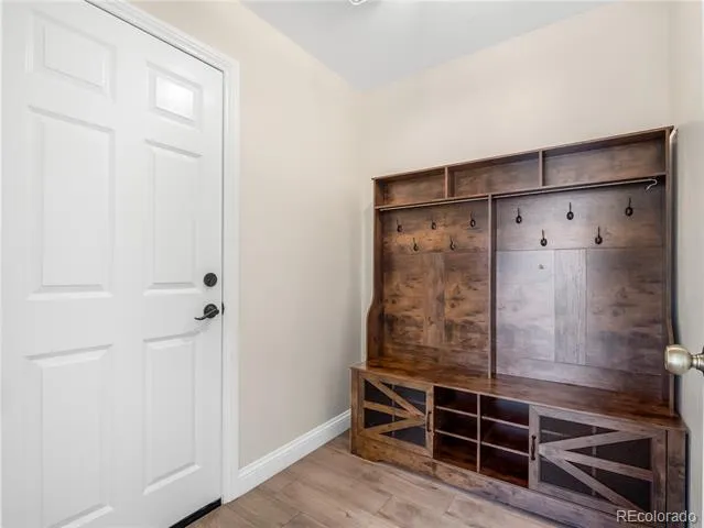 9304 Montrose Way Highlands Ranch, CO 80126