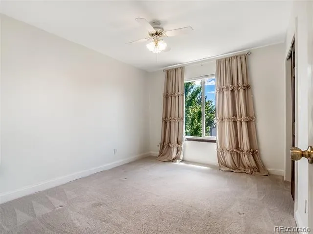9304 Montrose Way Highlands Ranch, CO 80126