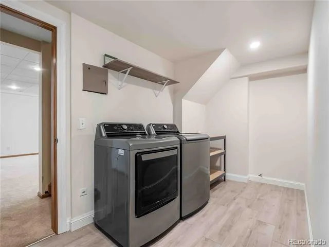 9304 Montrose Way Highlands Ranch, CO 80126