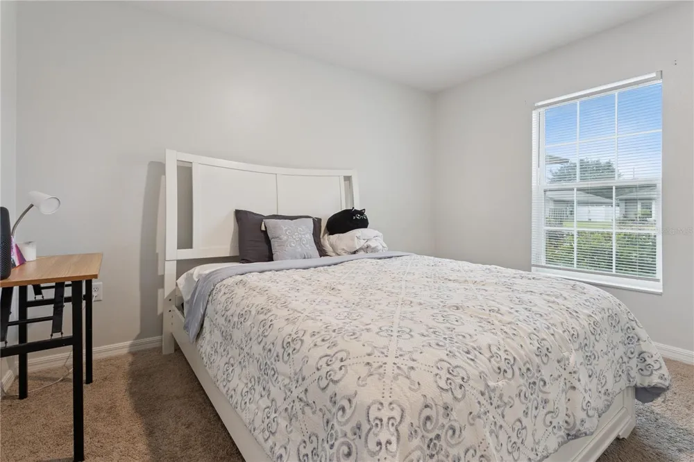 1063 LAKE ARBOR COURT Tavares, FL 32778