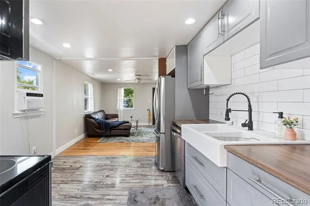 6840 Reno Drive Arvada, CO 80002