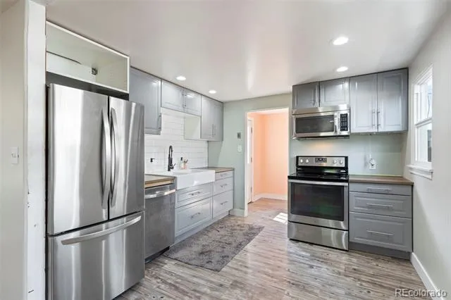 6840 Reno Drive Arvada, CO 80002