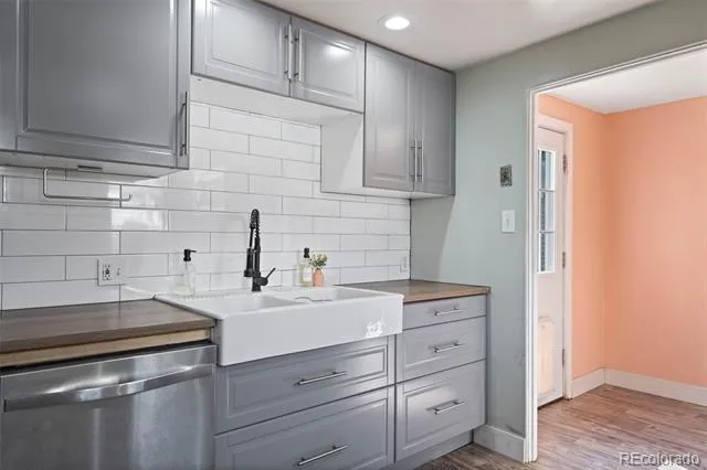 6840 Reno Drive Arvada, CO 80002