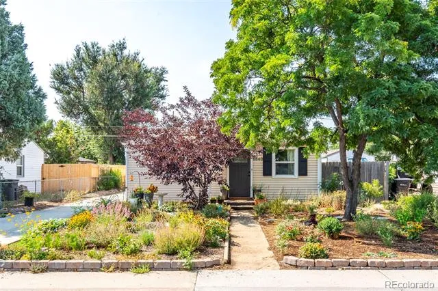 6840 Reno Drive Arvada, CO 80002