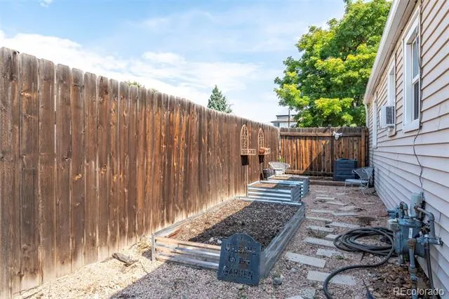 6840 Reno Drive Arvada, CO 80002