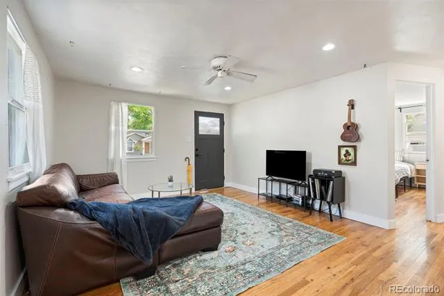 6840 Reno Drive Arvada, CO 80002