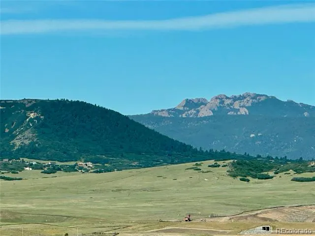255 Rogers Court Castle Rock, CO 80104