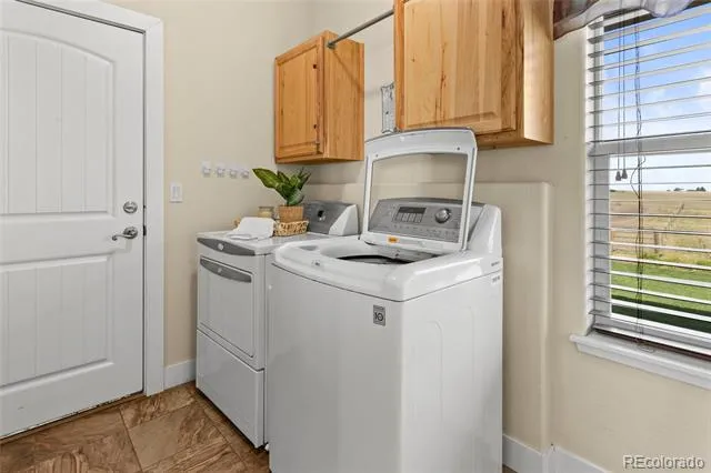 380 Dutch Valley Road Bennett, CO 80102