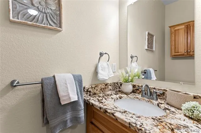 380 Dutch Valley Road Bennett, CO 80102
