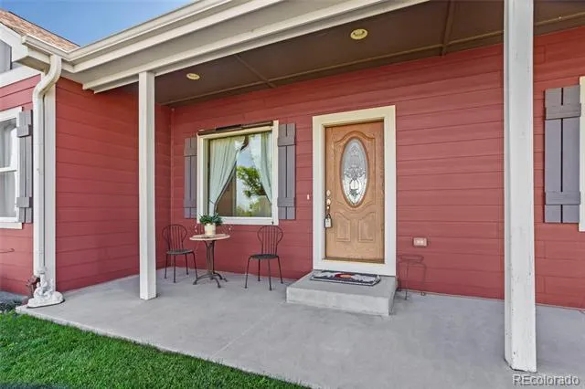 380 Dutch Valley Road Bennett, CO 80102