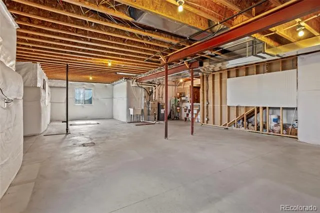 380 Dutch Valley Road Bennett, CO 80102