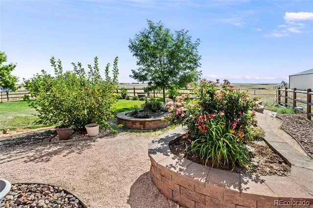 380 Dutch Valley Road Bennett, CO 80102