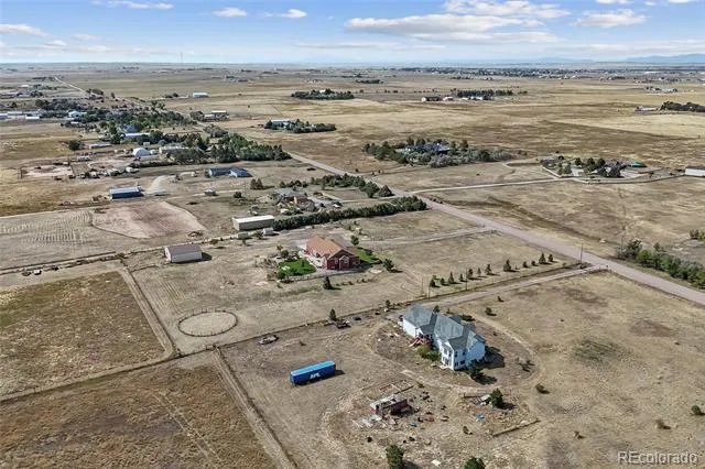 380 Dutch Valley Road Bennett, CO 80102