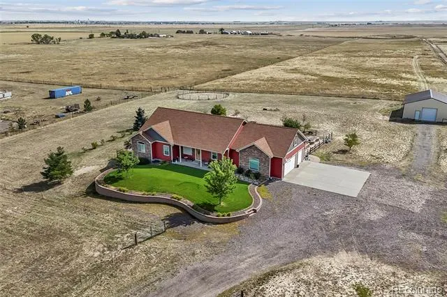 380 Dutch Valley Road Bennett, CO 80102