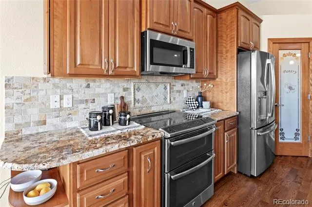 380 Dutch Valley Road Bennett, CO 80102