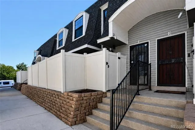 15451 E Wyoming Drive #F Aurora, CO 80017