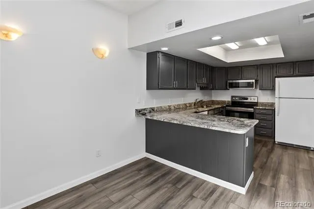 15451 E Wyoming Drive #F Aurora, CO 80017
