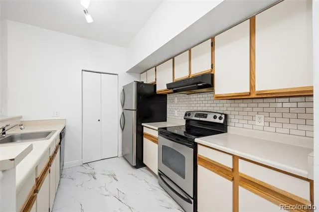 4760 S Wadsworth Boulevard #J104 Littleton, CO 80123