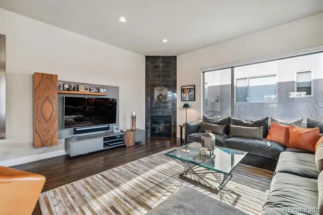 2913 Umatilla Street Denver, CO 80211