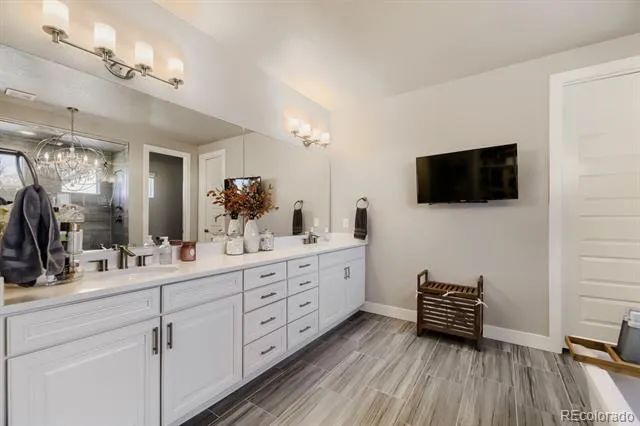 8054 S KELLERMAN COURT Aurora, CO 80016