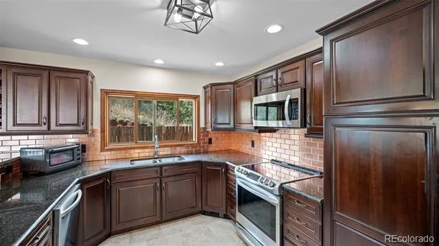 535 Rock Creek Mesa Road Colorado Springs, CO 80926