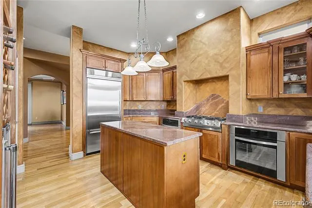11164 W Yucca Littleton, CO 80125