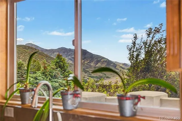 11164 W Yucca Littleton, CO 80125