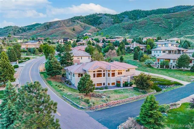 11164 W Yucca Littleton, CO 80125