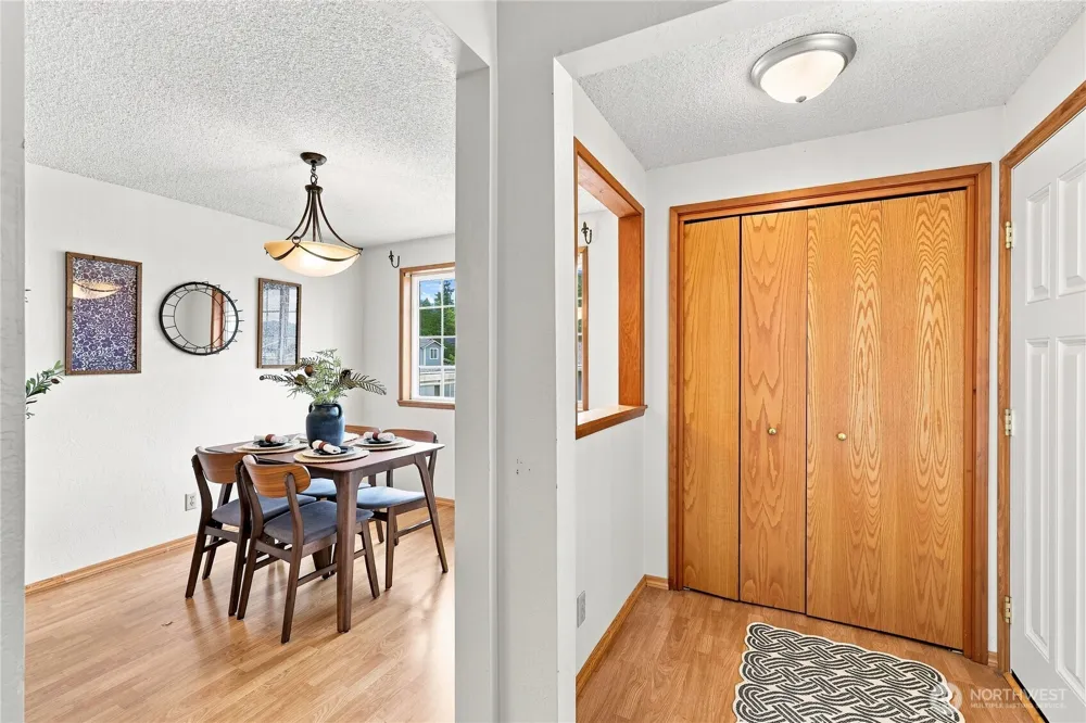 442 E 31st Street #D3 Bremerton, WA 98310