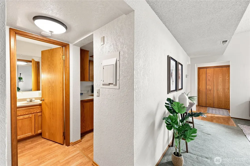 442 E 31st Street #D3 Bremerton, WA 98310