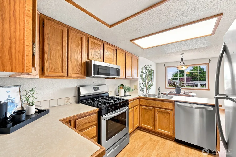 442 E 31st Street #D3 Bremerton, WA 98310