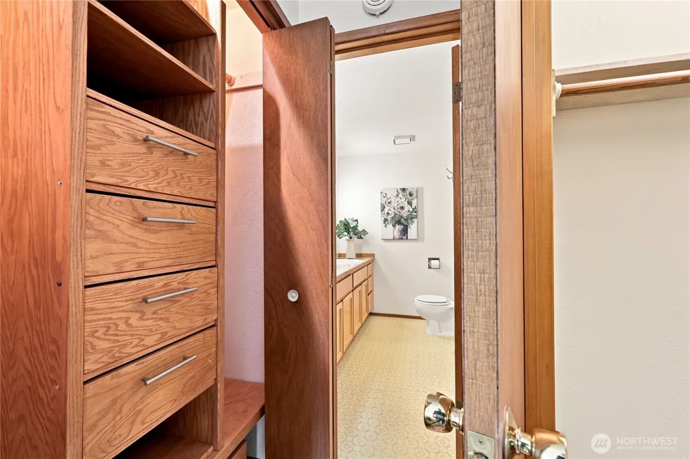 442 E 31st Street #D3 Bremerton, WA 98310