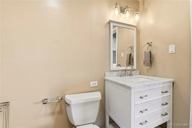 16600 E Arapahoe Road Foxfield, CO 80016