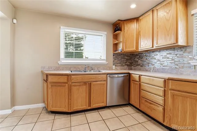16600 E Arapahoe Road Foxfield, CO 80016