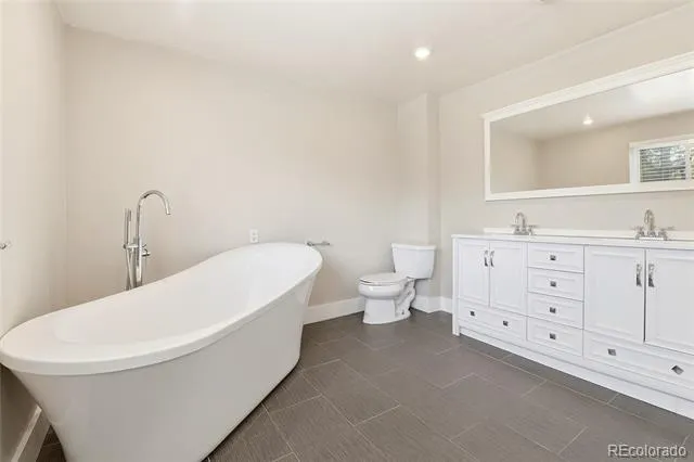 16600 E Arapahoe Road Foxfield, CO 80016