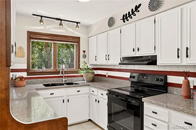 7328 W 2nd Circle Lakewood, CO 80226