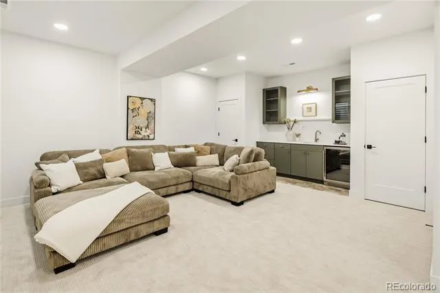 1619 Yates Street Denver, CO 80204