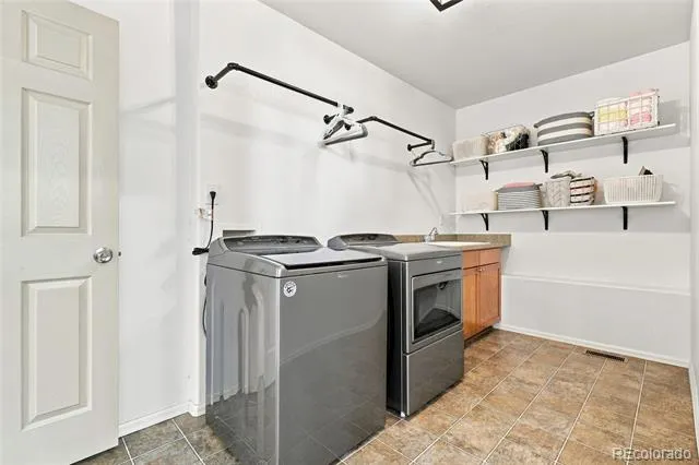 2356 Dogwood Drive Erie, CO 80516