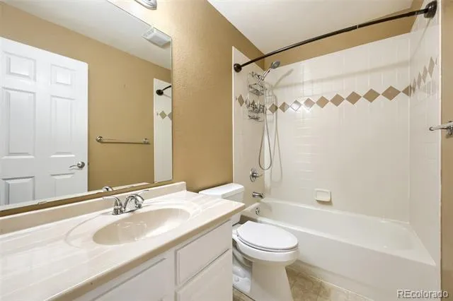 3000 E 112th Avenue #68 Northglenn, CO 80233
