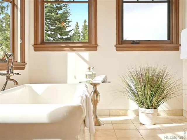 1285 Meadow Place Boulder, CO 80304