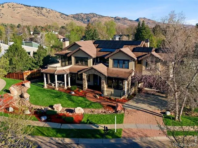 1285 Meadow Place Boulder, CO 80304