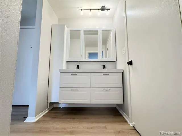 937 Clarkson Street #206 Denver, CO 80218