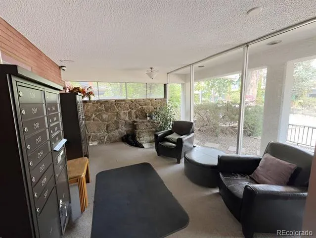 937 Clarkson Street #206 Denver, CO 80218