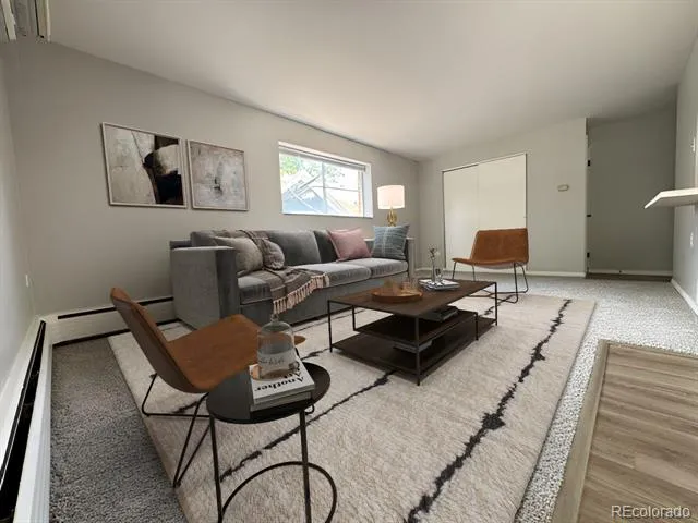 937 Clarkson Street #206 Denver, CO 80218