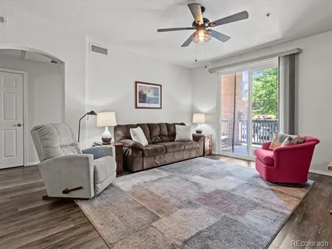 1672 W Canal Circle #412