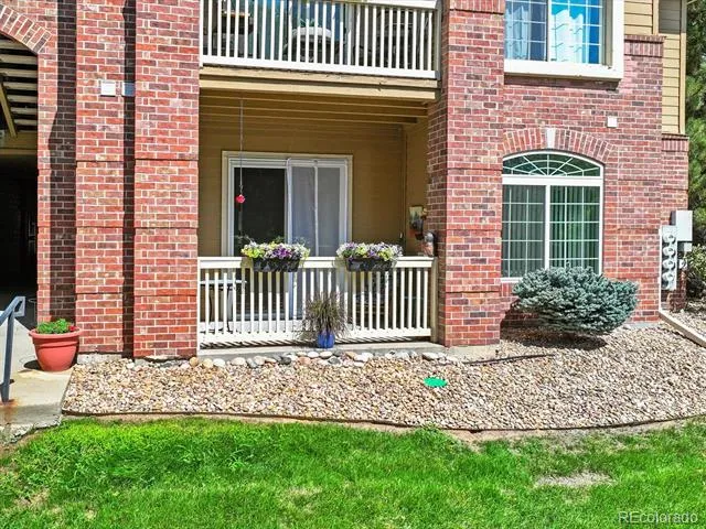 1672 W Canal Circle #412 Littleton, CO 80120