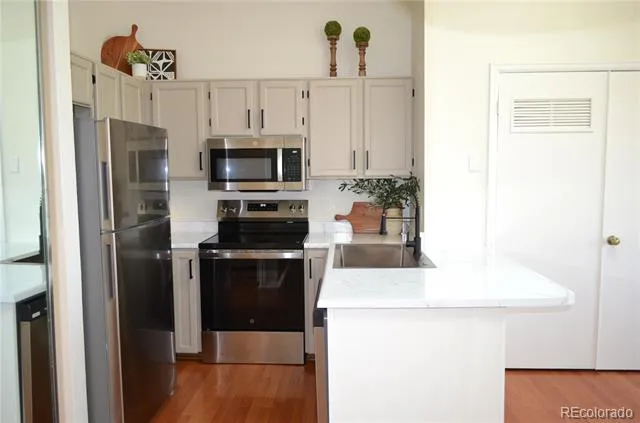 839 Summer Drive #1F Highlands Ranch, CO 80126